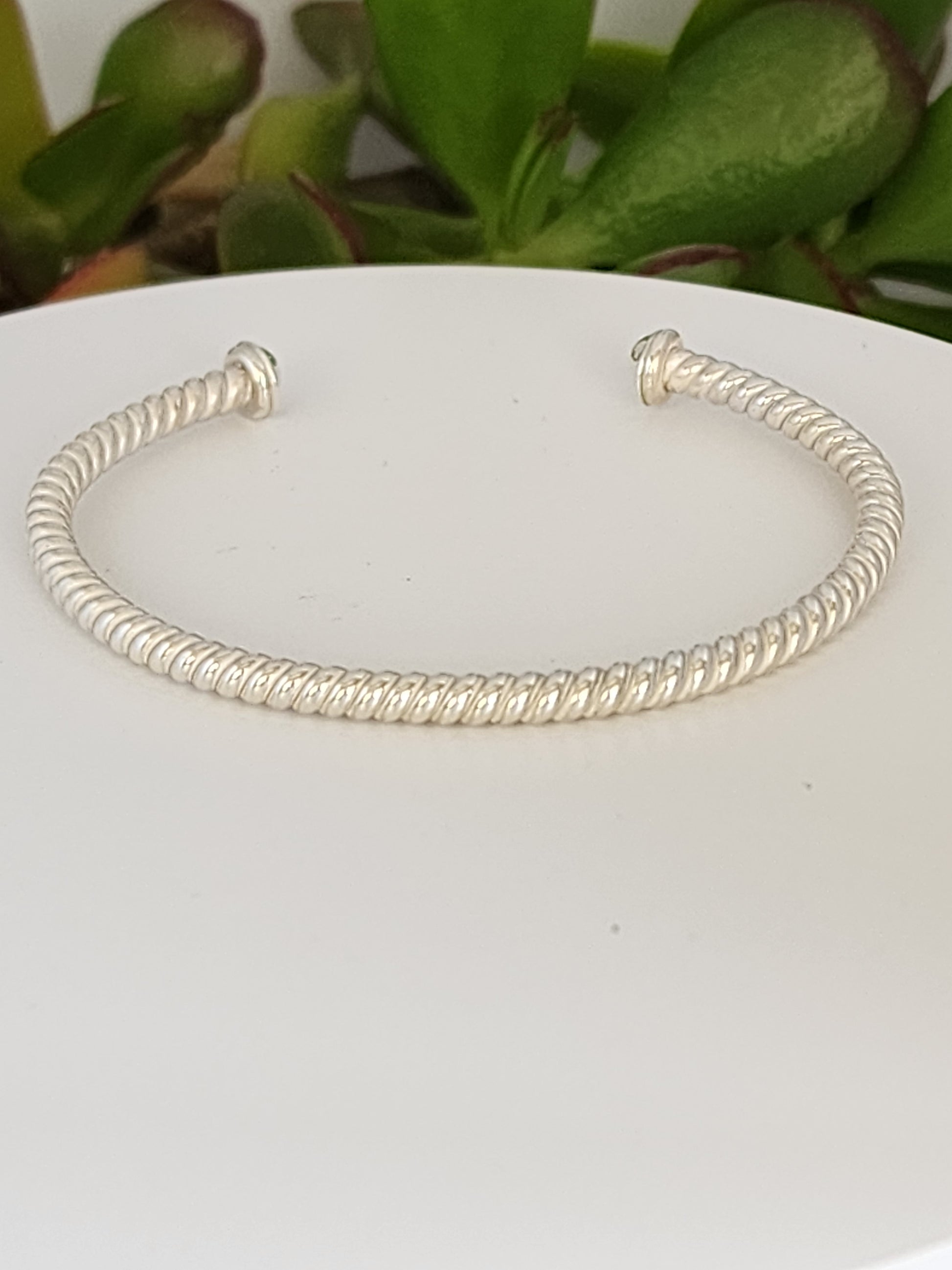 women's silver cable bracelet