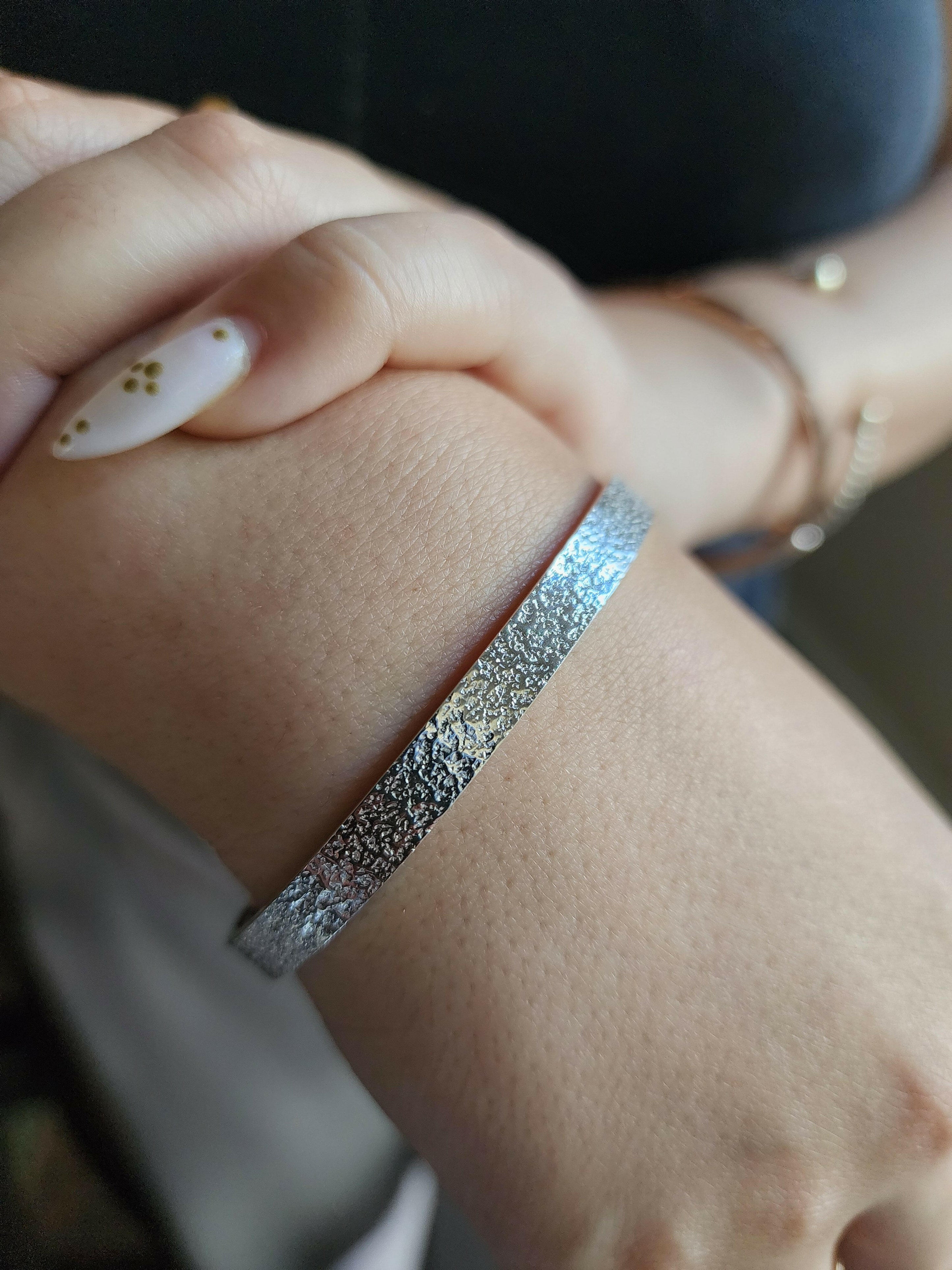•HOJA• brass bracelet